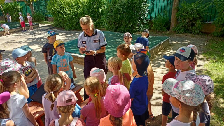 Fotografie 11 – Policie navštívila školku
