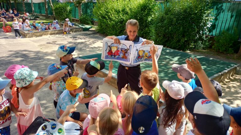 Fotografie 5 – Policie navštívila školku